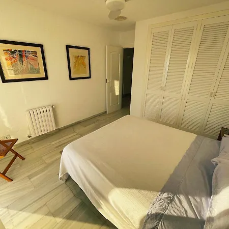 דירה Mediterranean Beachfront With Stunning Views *